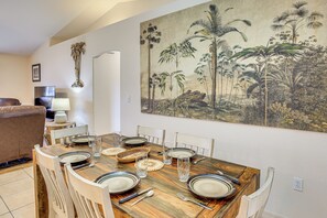 House (3 Bedrooms) | Interior - Southern Comfort in Sebring! Family Home w/ Yard (Sebring)