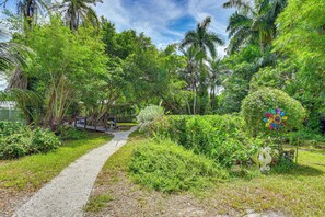 Interior - Manatee River Nature Escape! Cabin in Bradenton (Bradenton)