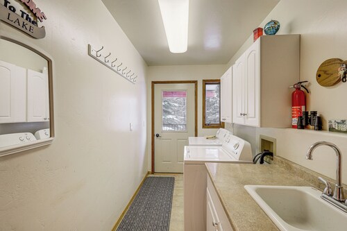 Deck + Game Room: Secluded Cabin Near Lake Cascade