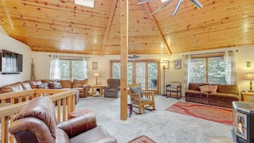 House (4 Bedrooms) | Front of property