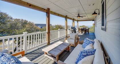 Luxe Family Home w/ Seasonal Pool in Duck!