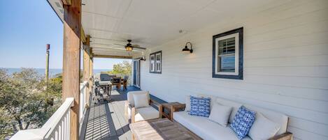 House (5 Bedrooms) | Front of property