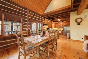 บ้านพัก (4 Bedrooms) | ภายใน