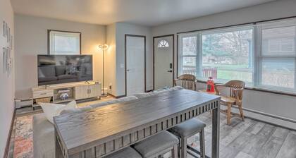 The Madi Cottage: 4 Mi to Downtown Madison!