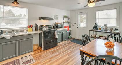 Walk to Restaurants & Markets: Machias Home!