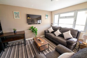 TV - K232 Parkdean Resorts Holiday Park Camber Sands (Camber)