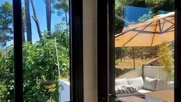 Vue depuis lâhĂ©bergement