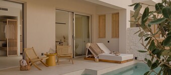 Kiva Luxury Suites & Villas