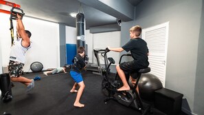 Fitness facility - VDG Sunset Heaven 54sm |Gym •Netflix & Disney+ •Fully Equipped Kitchen| Rethymno (Rethymno)