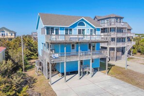 Exterior - Brand New Semi-Oceanfront Waves Home with Private Pool, Hot Tub and Game Room (Waves)