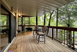 Outdoor dining - BVCA6  Discounted Concert Packages!  Relax Above the Clouds (Beech Mountain)