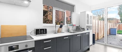 Standard Apartment | Private kitchen