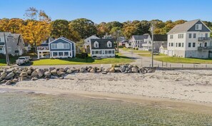 Exterior - Ocean Front Cozy Cottage (East Lyme)