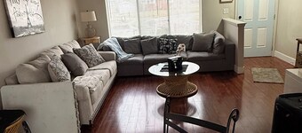 Delightful 5-bedroom house with AC for a relaxing stay