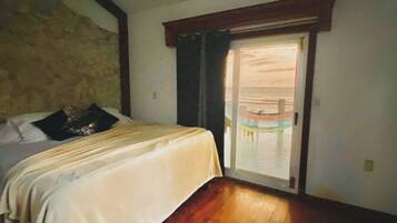 Kabin, 1 kamar tidur, Boleh Merokok, balkon | 1 kamar tidur