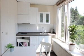 Private kitchen - Central-Day Inn (Enschede)