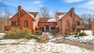 Condo, 3 Bedrooms | Exterior