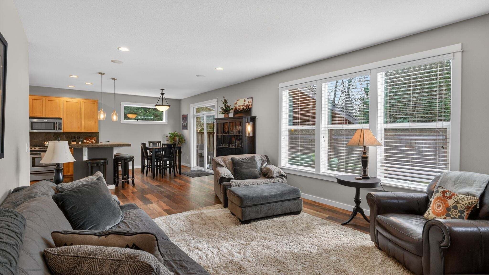 House, 4 Bedrooms | Living area