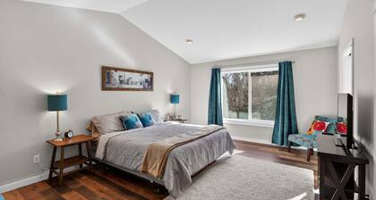 Keizer Retreat Firepit + Near Salem & Wineries