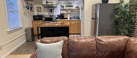 Apartment, 1 Bedroom | Living area