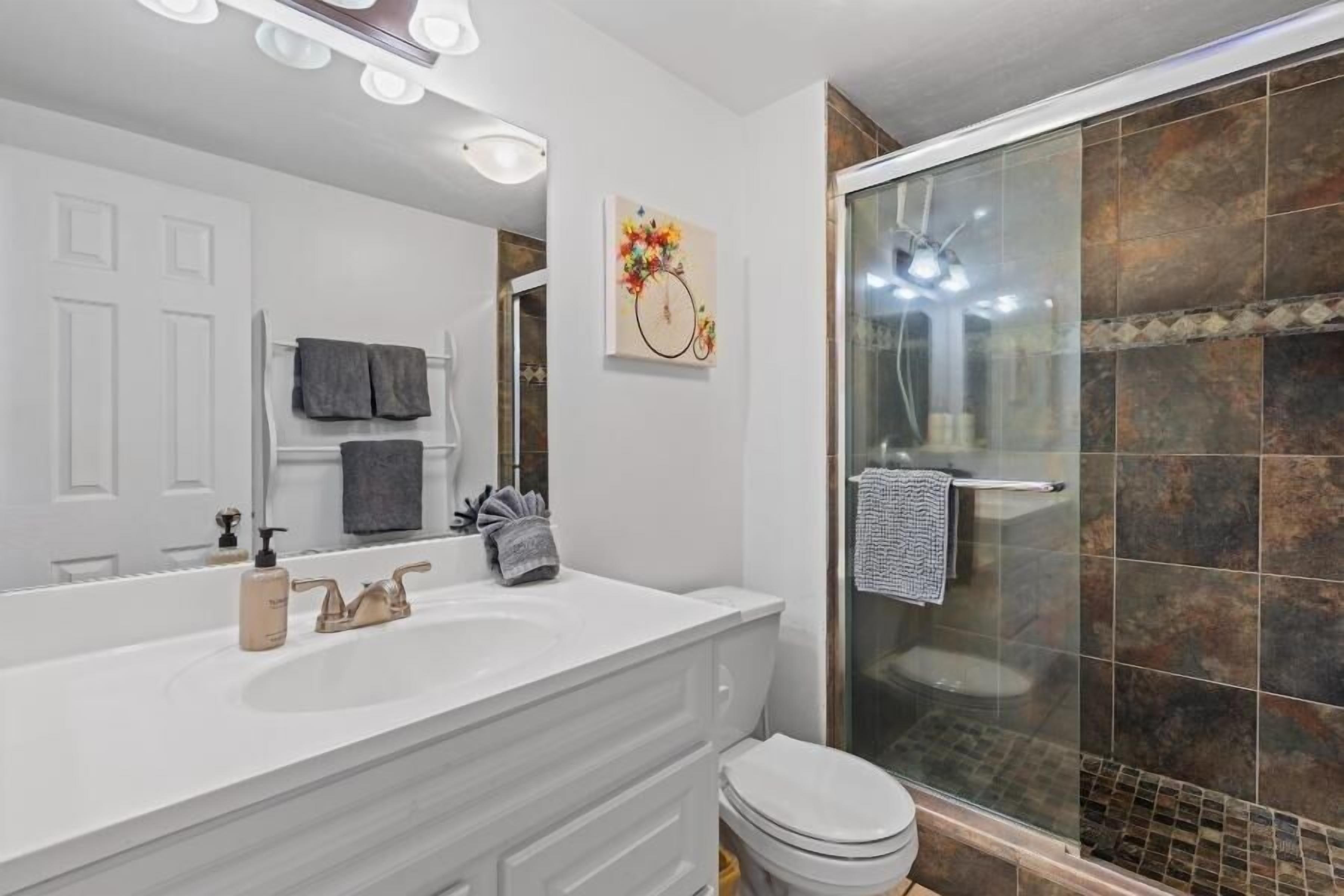 Condo, 2 Bedrooms | Bathroom