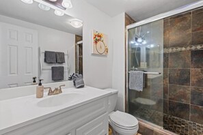 Condo, 2 Bedrooms | Bathroom - Menehune Shores, #524 2 Bedroom Condo (Kihei)