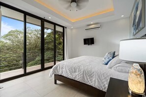 3 bedrooms, iron/ironing board, free WiFi, bed sheets - New Listing! • Ventana Del Mar • Pacifico 3BR Villa • Private Pool (Playas del Coco)