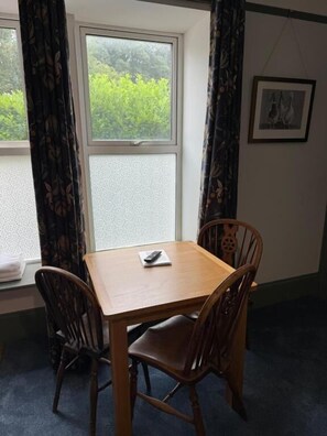 Habitación familiar | Restaurantes