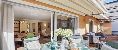 Family Apartment, Multiple Bedrooms, 2 Bathrooms (Borgo Corallo Ascona) | Outdoor dining