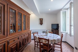 Standard Apartment, Multiple Bedrooms (Da Lino) | Dining