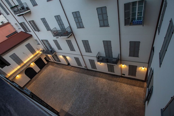 Deluxe Apartment, Courtyard View | Property grounds
