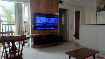 Apartamento básico, vista para o pátio | Parte interna