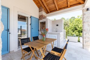 Outdoor dining - Luxury Villa Blue Dream (Đenovići)