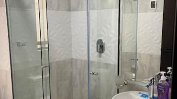 Dusche, Haartrockner, Seife