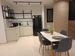 Deluxe Apartment, Balcony, City View | Private kitchen - Apartamento Shanty tipo 2  (Barranquilla)