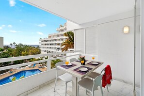 Outdoor dining - My Sun My Ocean - Sea View Apartment (Playa de Las Americas)