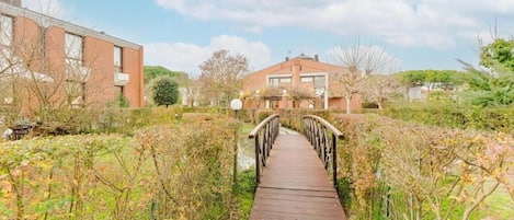 Vue depuis lâhĂ©bergement