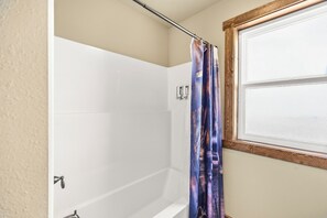 Towels - Old West Studio Cabin Near Yellowstone (Island Park)