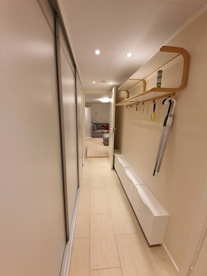 Apartamento, 2 habitaciones, balcón, vistas al jardín | Interior