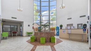 Lobby - Résidence Le Crystal ST2S (Cagnes-sur-Mer)