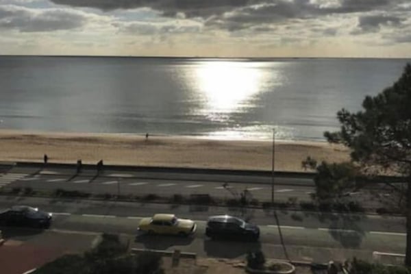 Beach/ocean view