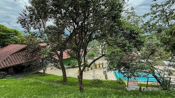 Khuôn viên nơi lưu trú