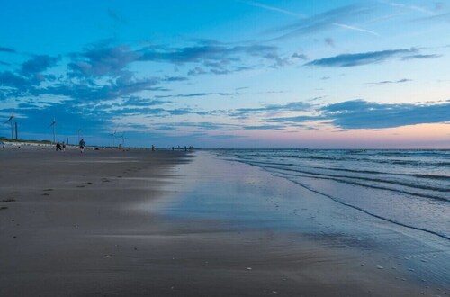 Houseboat Havenlodge Uitgeest for 4 persons