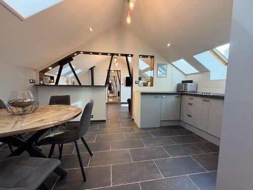 Evian - Cozy Apartment for 2 with WiFi