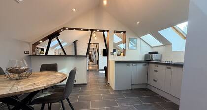 Evian - Cozy Apartment for 2 with WiFi