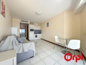 Interior - Studio with AC and sea view - 2 guests (Menton)