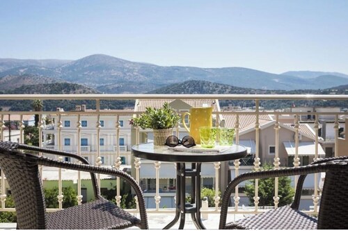 Alexandra Luxury 3BR Duplex – Central Argostoli Town