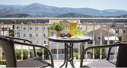 Alexandra Luxury 3BR Duplex – Central Argostoli Town