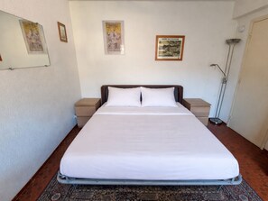 Room - Studio with terrace - 2 guests (Collioure)