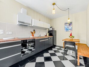 Fridge, microwave, oven, dishwasher - House with private pool - 4 guests (Saint-Joseph)